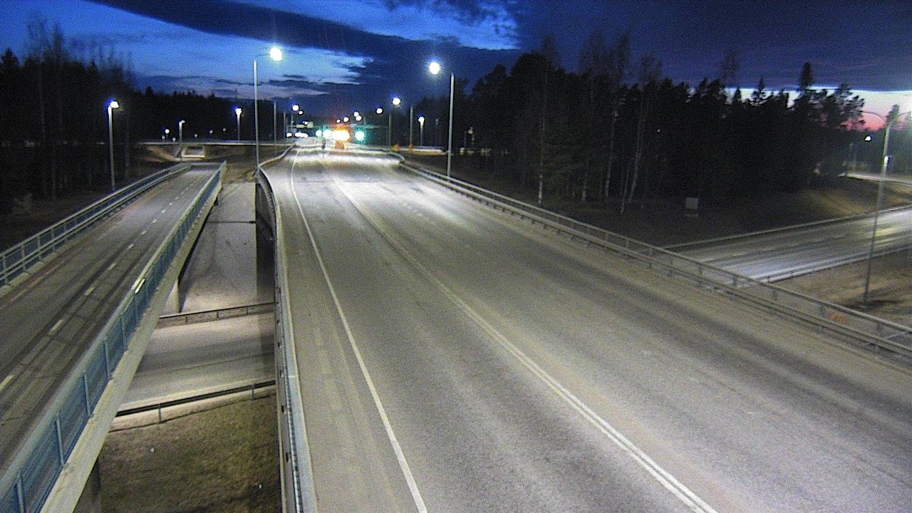 Weather Camera Image Road 4 Oulu, Pateniemi, Oulu, Pohjois-Pohjanmaa