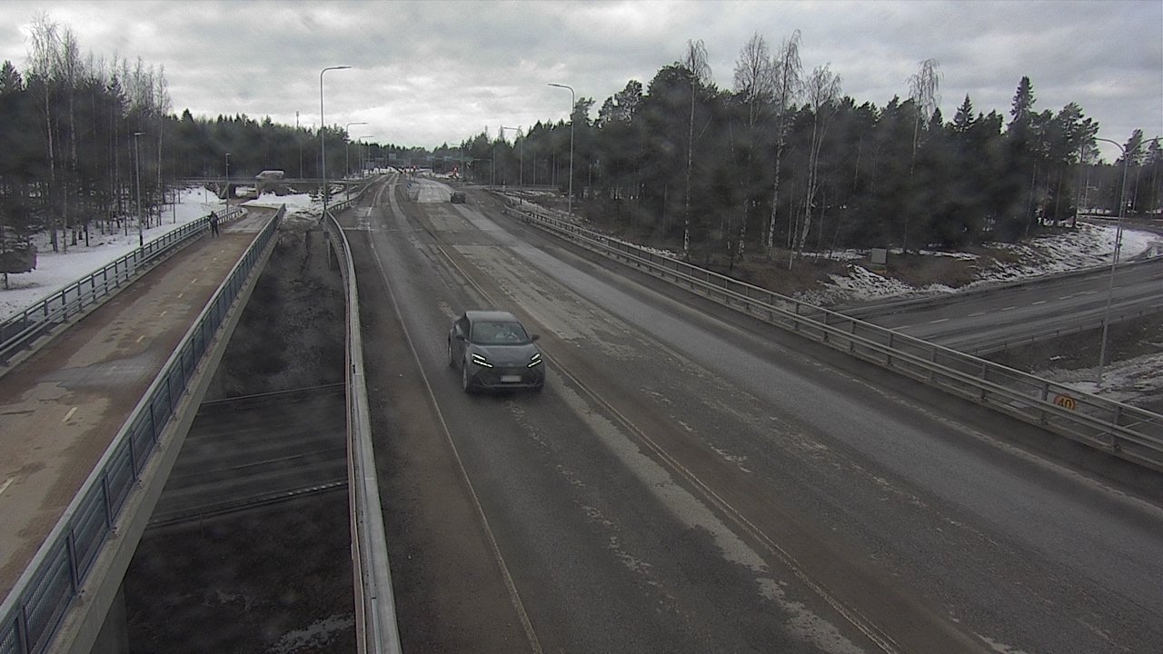 Weather Camera Image Väg 4 Oleåborg, Pateniemi, Oulu, Pohjois-Pohjanmaa
