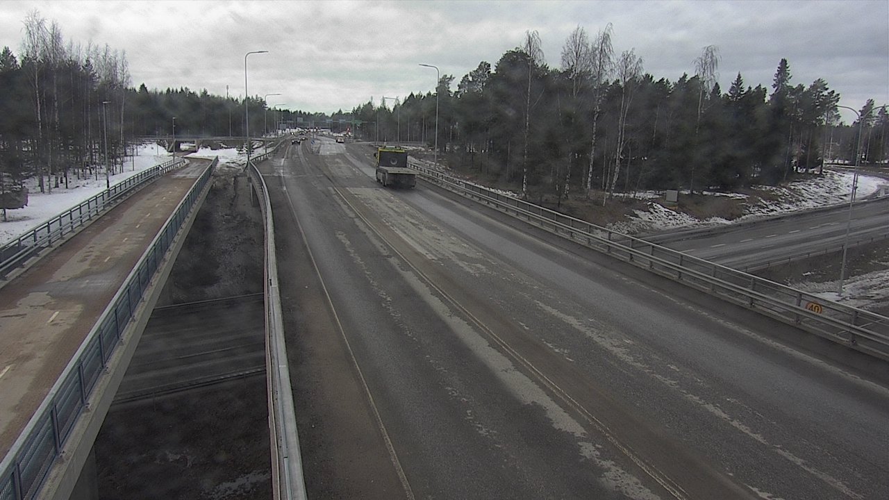 Weather Camera Image Väg 4 Oleåborg, Pateniemi, Oulu, Pohjois-Pohjanmaa
