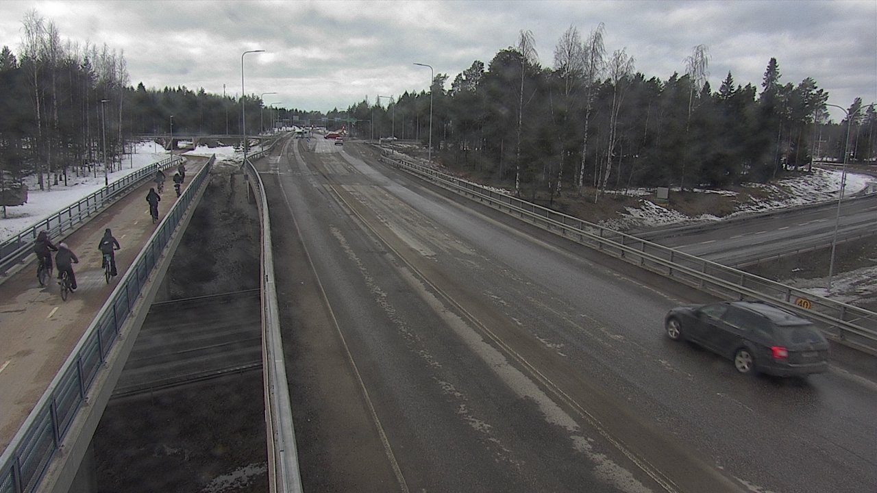 Weather Camera Image Väg 4 Oleåborg, Pateniemi, Oulu, Pohjois-Pohjanmaa