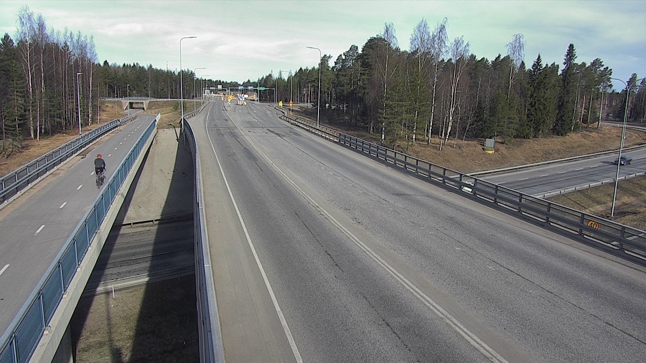 Weather Camera Image Road 4 Oulu, Pateniemi, Oulu, Pohjois-Pohjanmaa