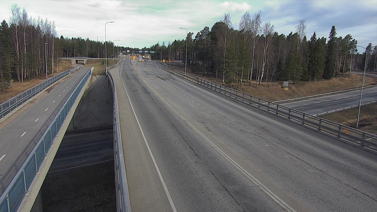 Weather Camera Image Road 4 Oulu, Pateniemi, Oulu, Pohjois-Pohjanmaa