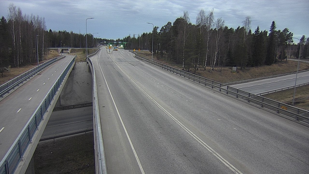 Weather Camera Image Väg 4 Oleåborg, Pateniemi, Oulu, Pohjois-Pohjanmaa