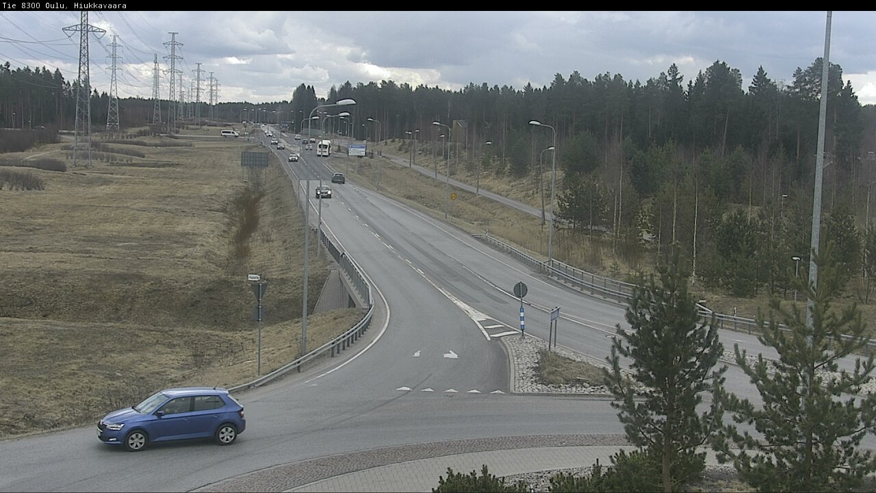 Weather Camera Image road 8300 Oulu Hiukkavaara, Oulu, Pohjois-Pohjanmaa