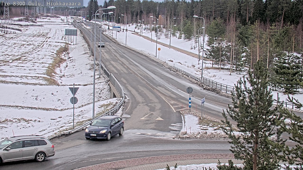 Weather Camera Image road 8300 Oulu Hiukkavaara, Oulu, Pohjois-Pohjanmaa