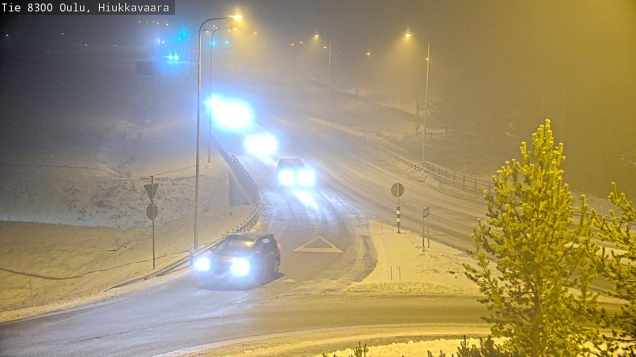 Weather Camera Image väg 8300 Oulu Hiukkavaara, Oulu, Pohjois-Pohjanmaa