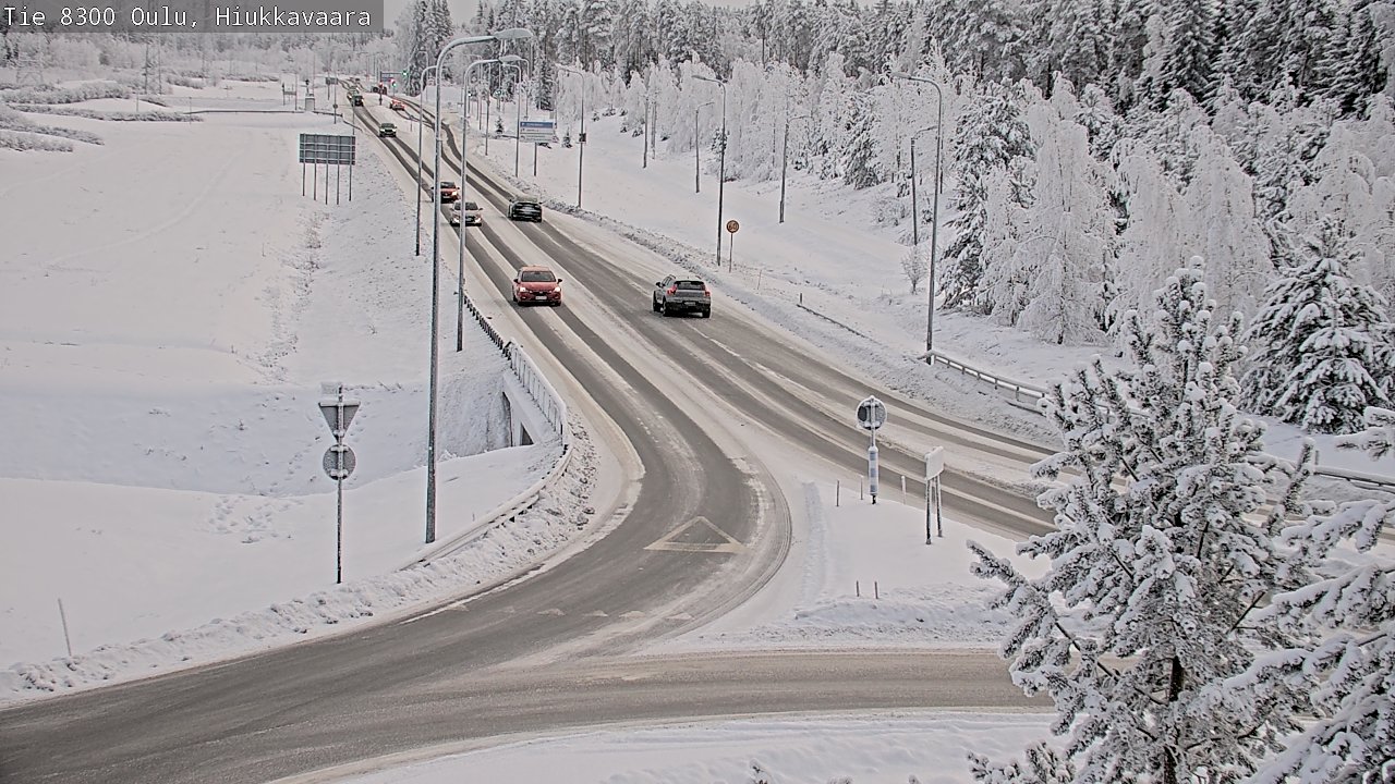 Weather Camera Image road 8300 Oulu Hiukkavaara, Oulu, Pohjois-Pohjanmaa