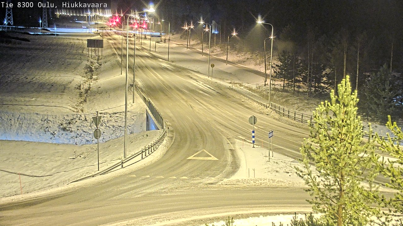 Weather Camera Image väg 8300 Oulu Hiukkavaara, Oulu, Pohjois-Pohjanmaa