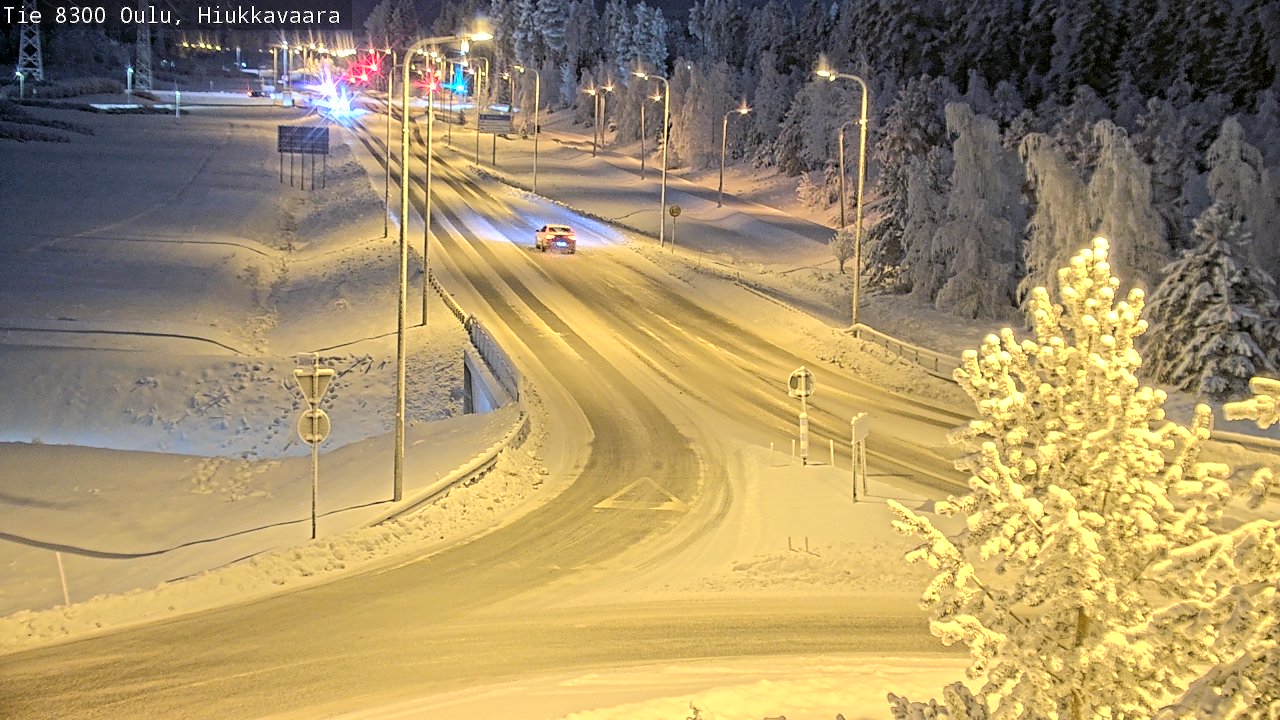 Weather Camera Image road 8300 Oulu Hiukkavaara, Oulu, Pohjois-Pohjanmaa