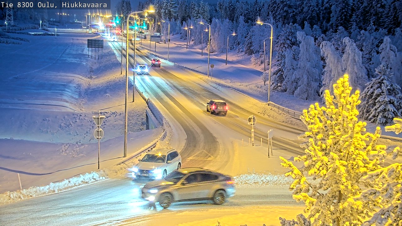 Weather Camera Image road 8300 Oulu Hiukkavaara, Oulu, Pohjois-Pohjanmaa