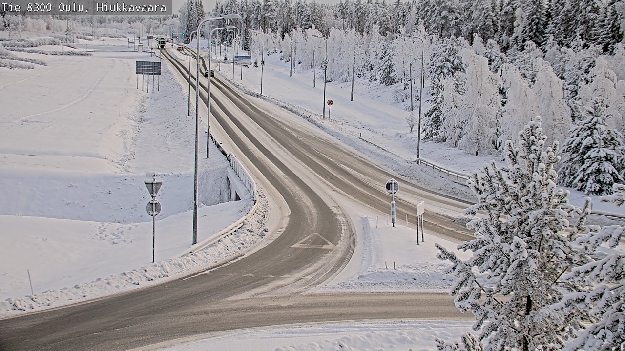 Weather Camera Image road 8300 Oulu Hiukkavaara, Oulu, Pohjois-Pohjanmaa