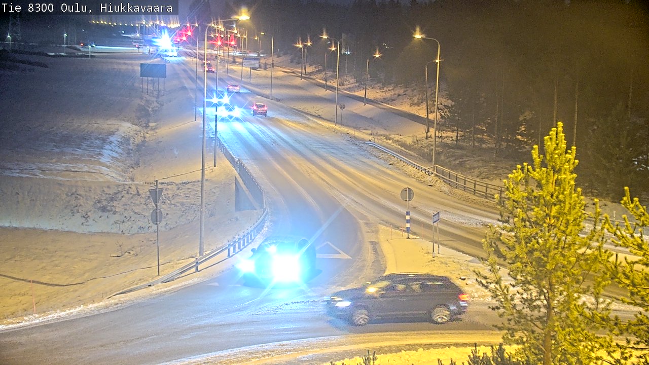 Weather Camera Image väg 8300 Oulu Hiukkavaara, Oulu, Pohjois-Pohjanmaa