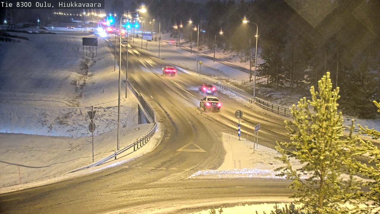 Weather Camera Image väg 8300 Oulu Hiukkavaara, Oulu, Pohjois-Pohjanmaa