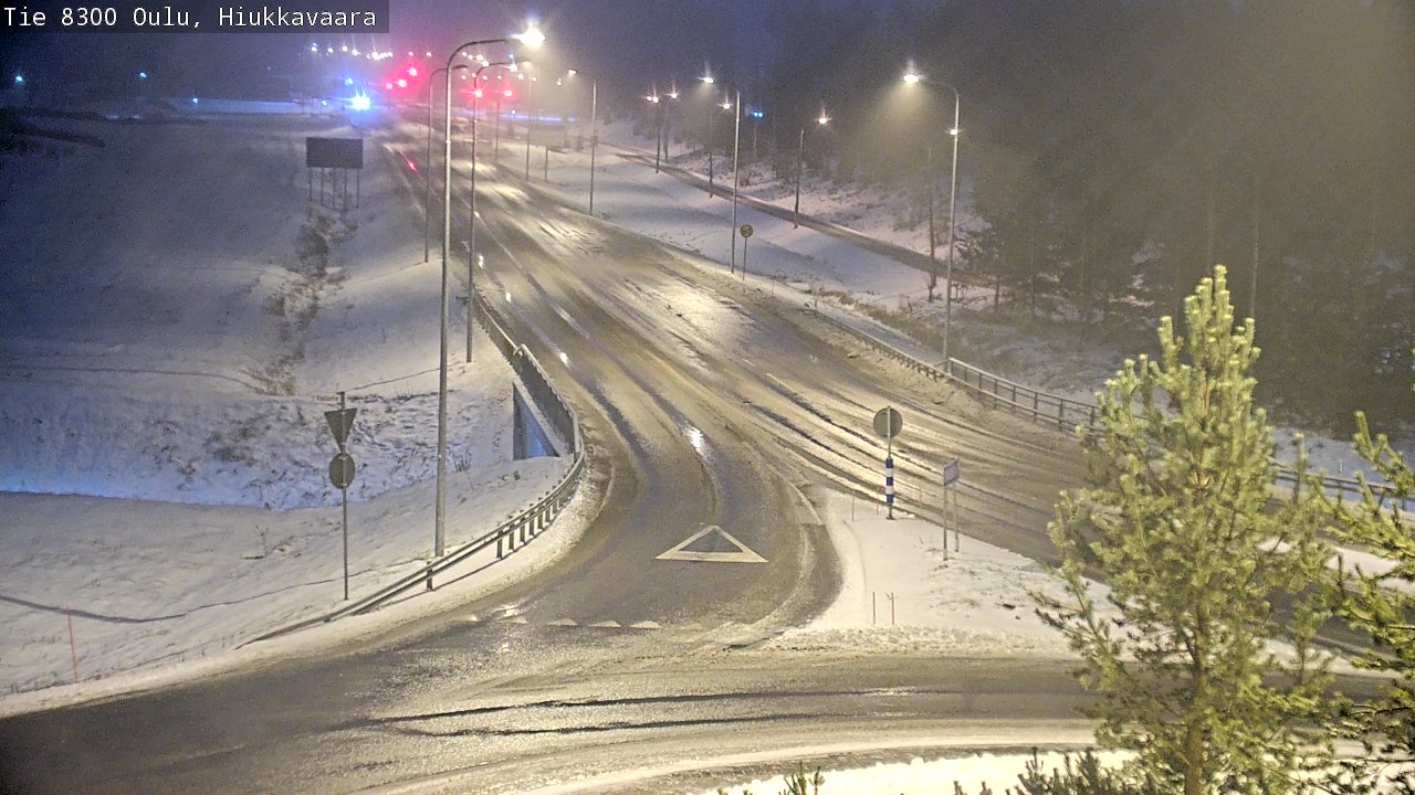 Weather Camera Image väg 8300 Oulu Hiukkavaara, Oulu, Pohjois-Pohjanmaa