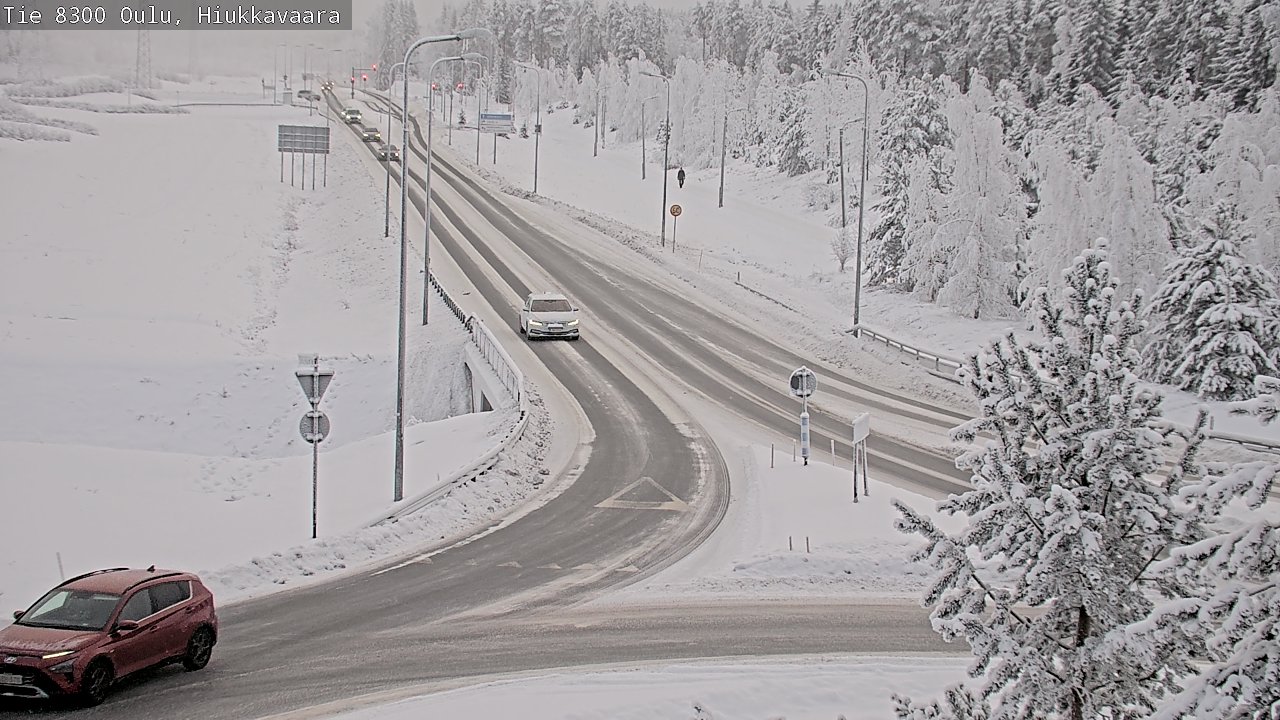 Weather Camera Image road 8300 Oulu Hiukkavaara, Oulu, Pohjois-Pohjanmaa