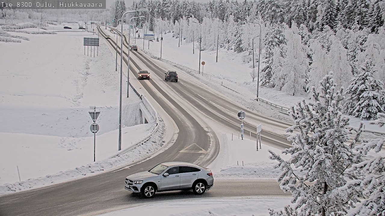 Weather Camera Image road 8300 Oulu Hiukkavaara, Oulu, Pohjois-Pohjanmaa