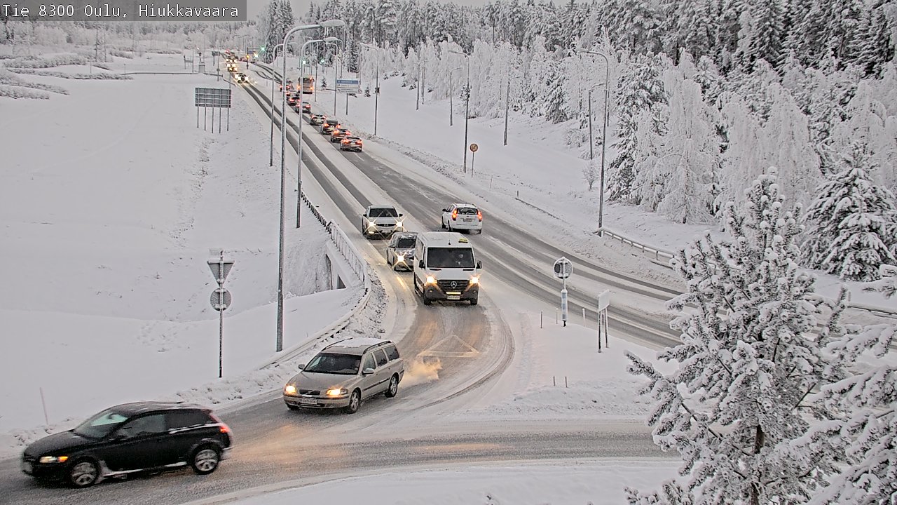 Weather Camera Image road 8300 Oulu Hiukkavaara, Oulu, Pohjois-Pohjanmaa