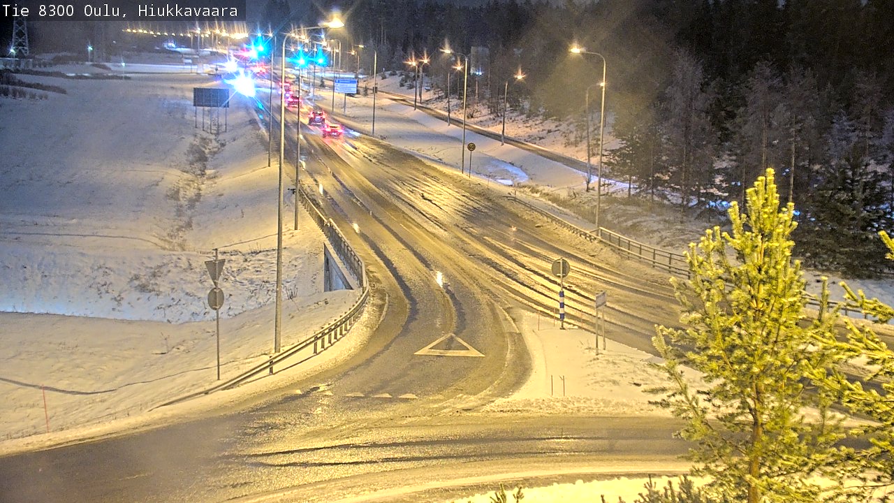 Weather Camera Image väg 8300 Oulu Hiukkavaara, Oulu, Pohjois-Pohjanmaa