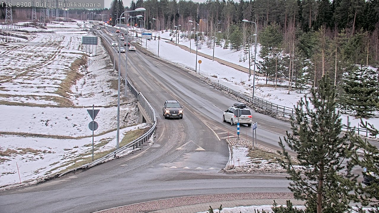 Weather Camera Image väg 8300 Oulu Hiukkavaara, Oulu, Pohjois-Pohjanmaa