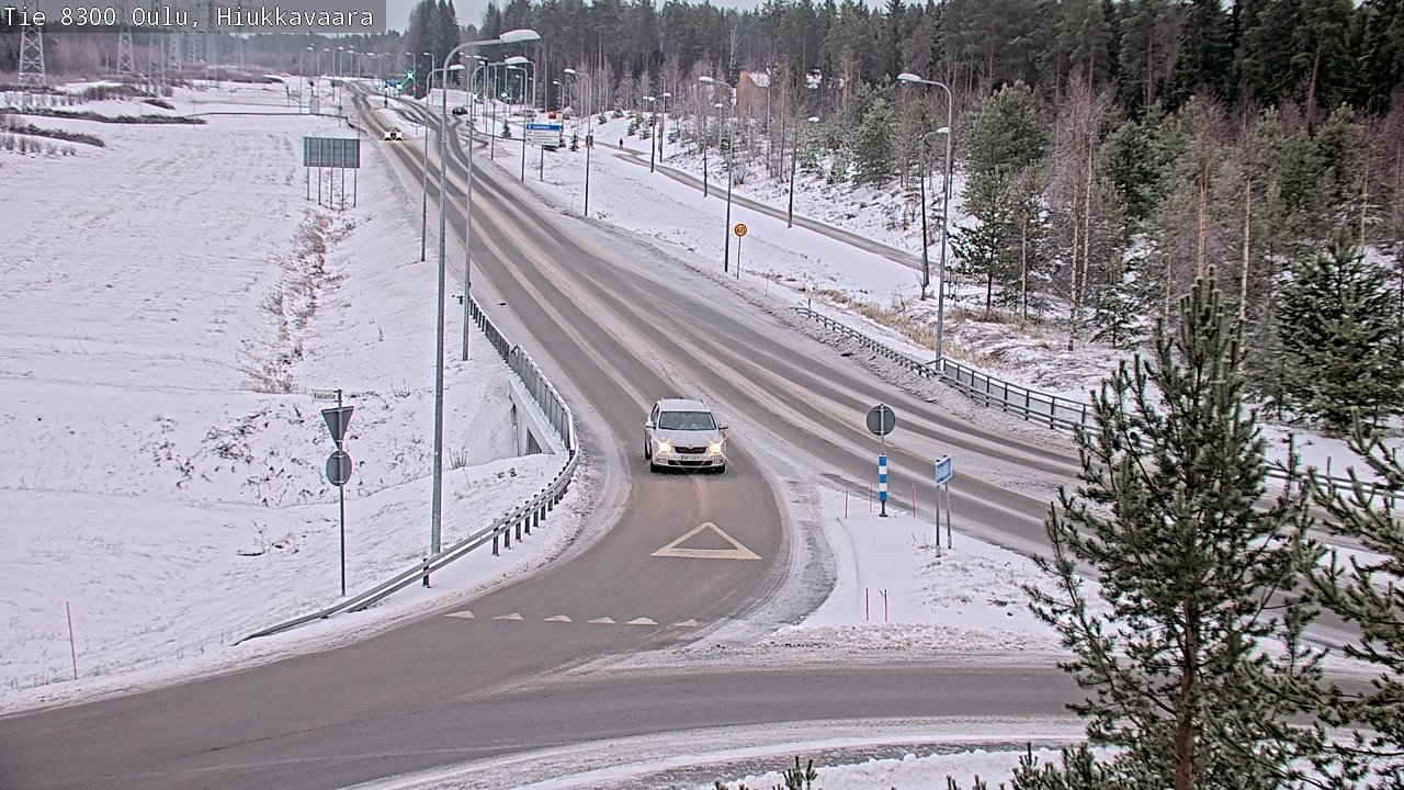 Weather Camera Image väg 8300 Oulu Hiukkavaara, Oulu, Pohjois-Pohjanmaa