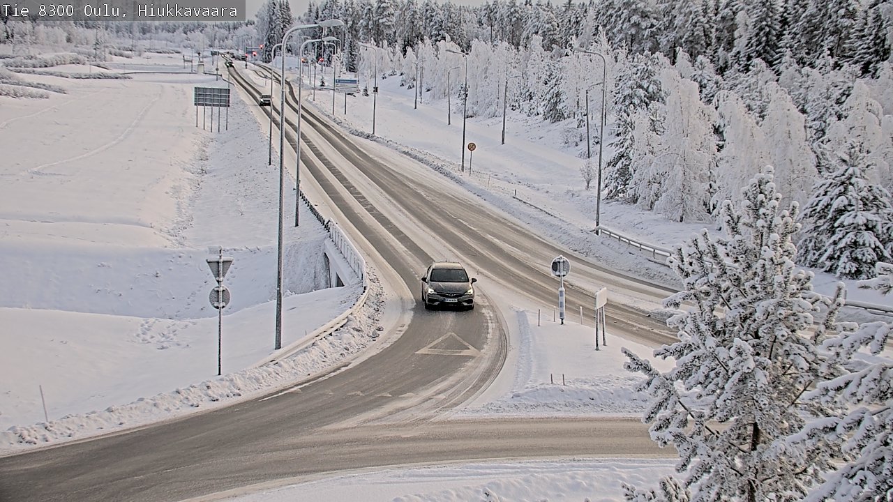 Weather Camera Image road 8300 Oulu Hiukkavaara, Oulu, Pohjois-Pohjanmaa