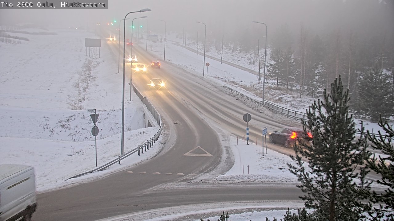 Weather Camera Image väg 8300 Oulu Hiukkavaara, Oulu, Pohjois-Pohjanmaa