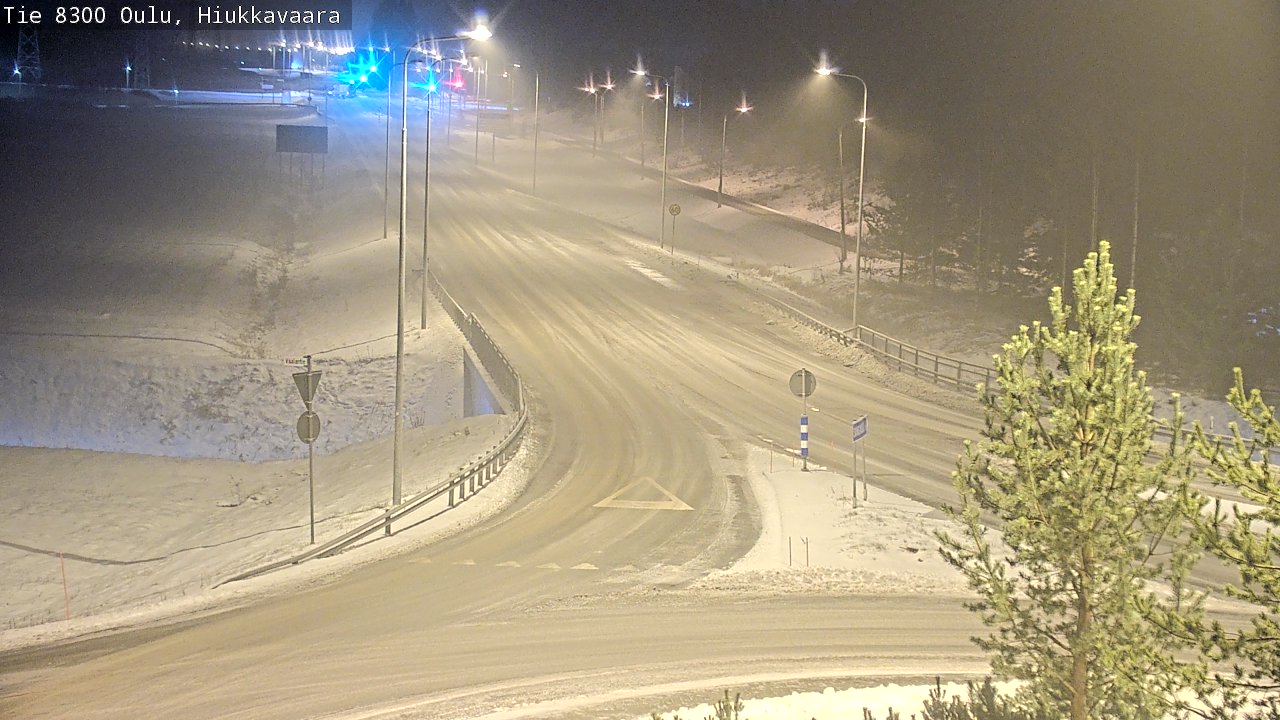 Weather Camera Image väg 8300 Oulu Hiukkavaara, Oulu, Pohjois-Pohjanmaa
