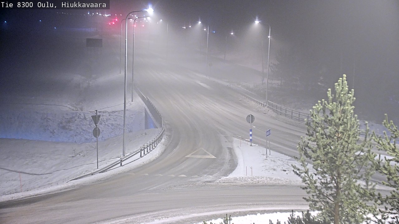 Weather Camera Image väg 8300 Oulu Hiukkavaara, Oulu, Pohjois-Pohjanmaa