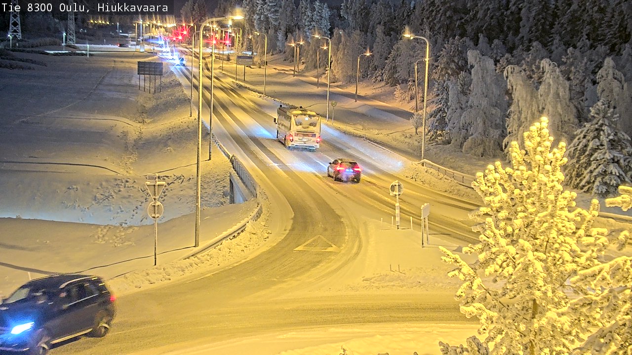 Weather Camera Image road 8300 Oulu Hiukkavaara, Oulu, Pohjois-Pohjanmaa