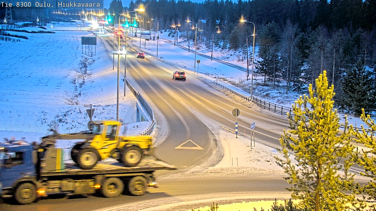 Weather Camera Image väg 8300 Oulu Hiukkavaara, Oulu, Pohjois-Pohjanmaa