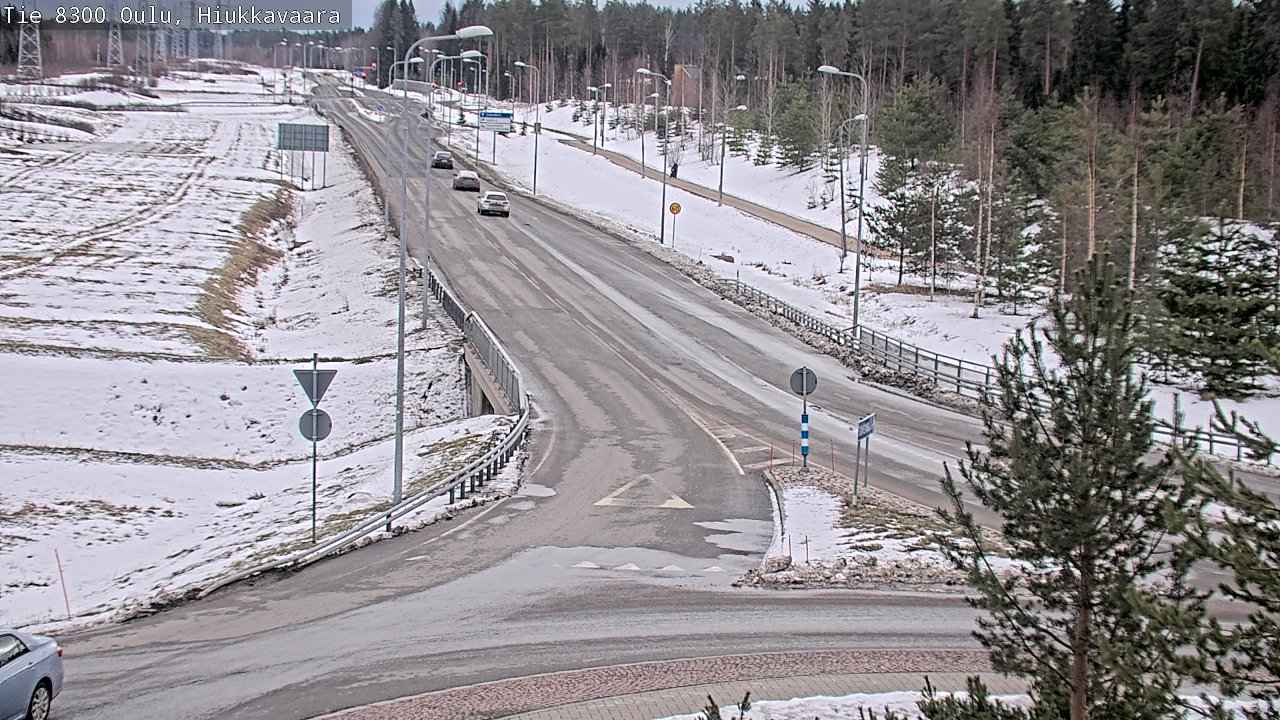 Weather Camera Image väg 8300 Oulu Hiukkavaara, Oulu, Pohjois-Pohjanmaa