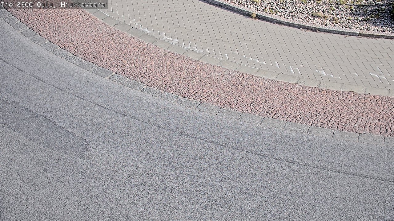 Weather Camera Image road 8300 Oulu Hiukkavaara, Oulu, Pohjois-Pohjanmaa