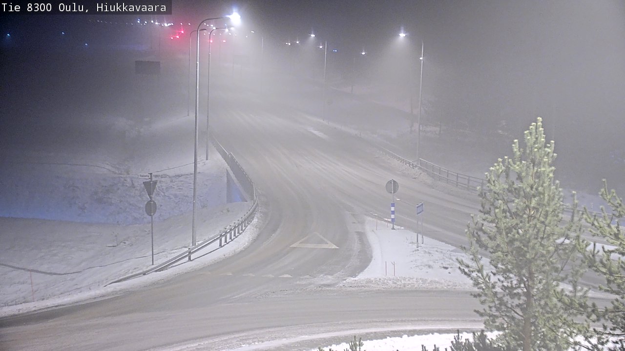 Weather Camera Image väg 8300 Oulu Hiukkavaara, Oulu, Pohjois-Pohjanmaa