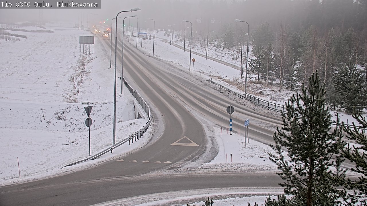 Weather Camera Image väg 8300 Oulu Hiukkavaara, Oulu, Pohjois-Pohjanmaa