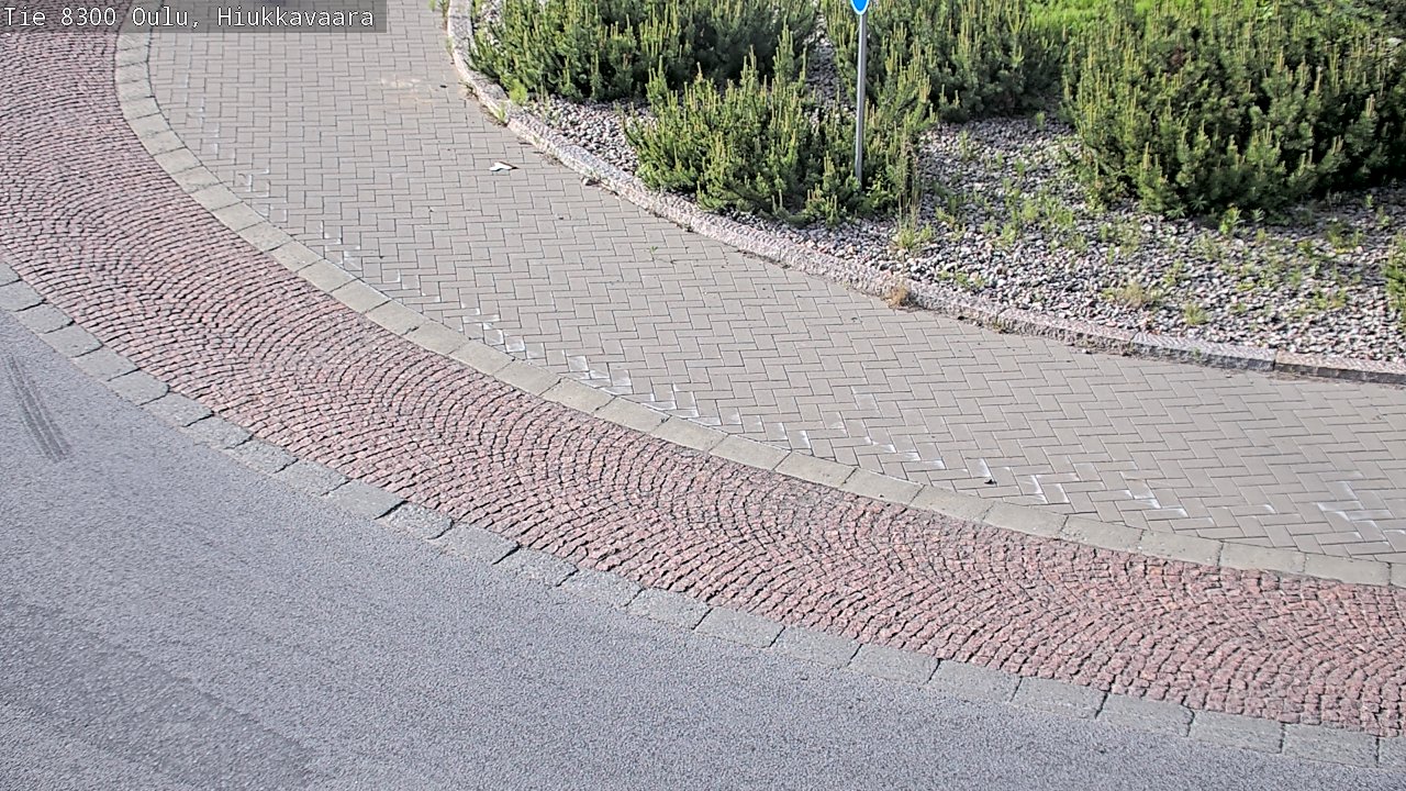 Weather Camera Image road 8300 Oulu Hiukkavaara, Oulu, Pohjois-Pohjanmaa