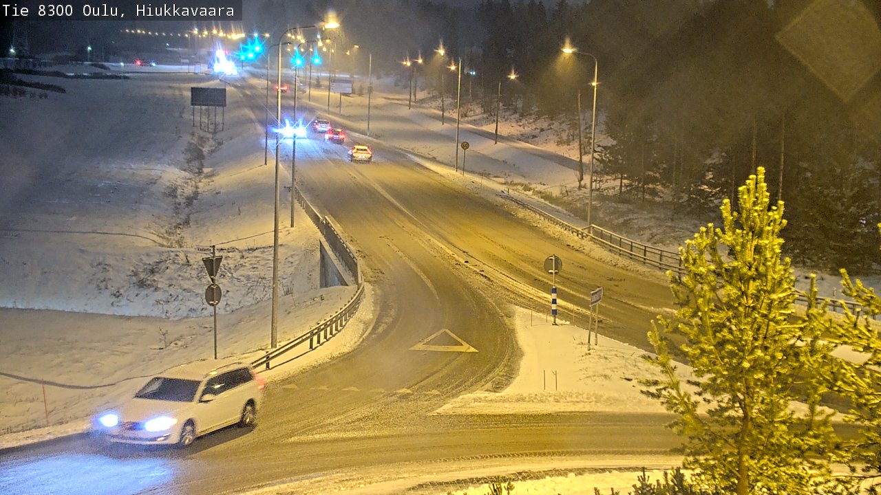 Weather Camera Image väg 8300 Oulu Hiukkavaara, Oulu, Pohjois-Pohjanmaa