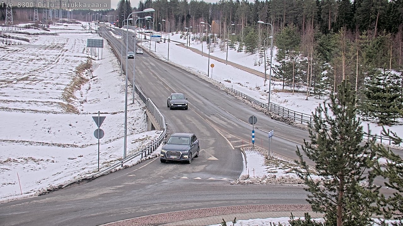 Weather Camera Image road 8300 Oulu Hiukkavaara, Oulu, Pohjois-Pohjanmaa