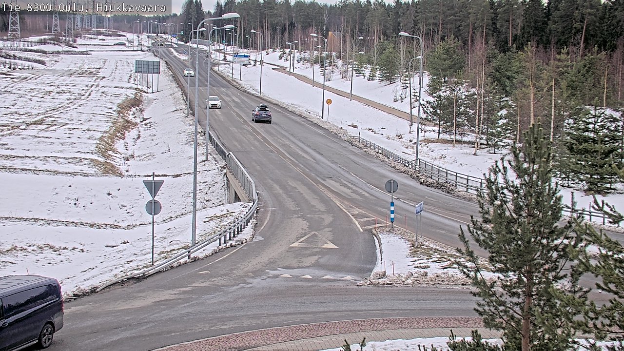Weather Camera Image road 8300 Oulu Hiukkavaara, Oulu, Pohjois-Pohjanmaa