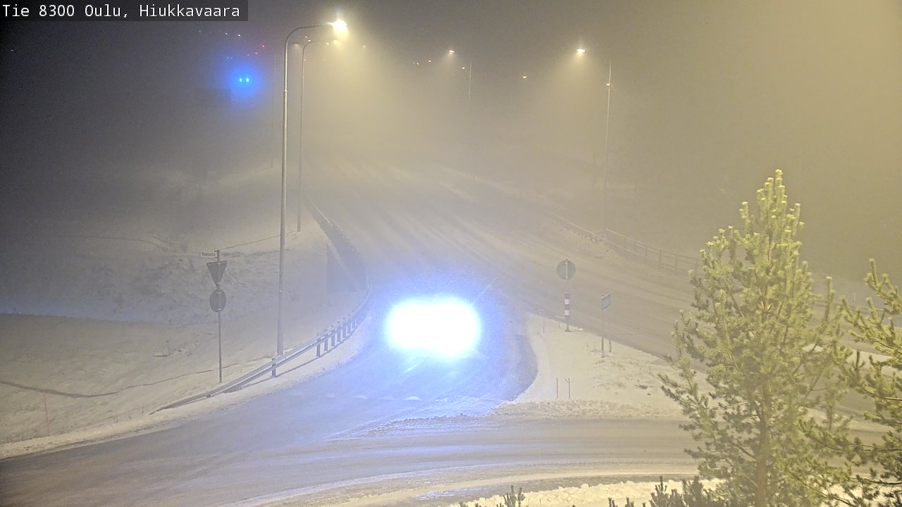 Weather Camera Image väg 8300 Oulu Hiukkavaara, Oulu, Pohjois-Pohjanmaa