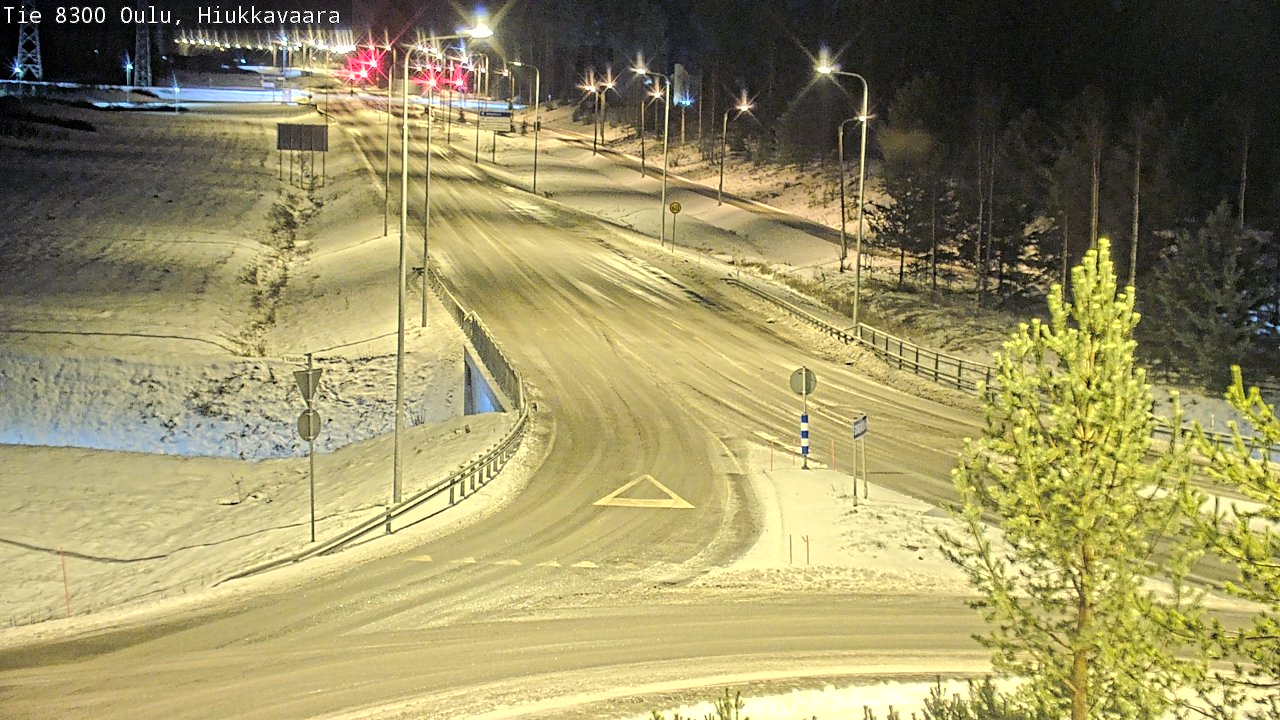 Weather Camera Image väg 8300 Oulu Hiukkavaara, Oulu, Pohjois-Pohjanmaa