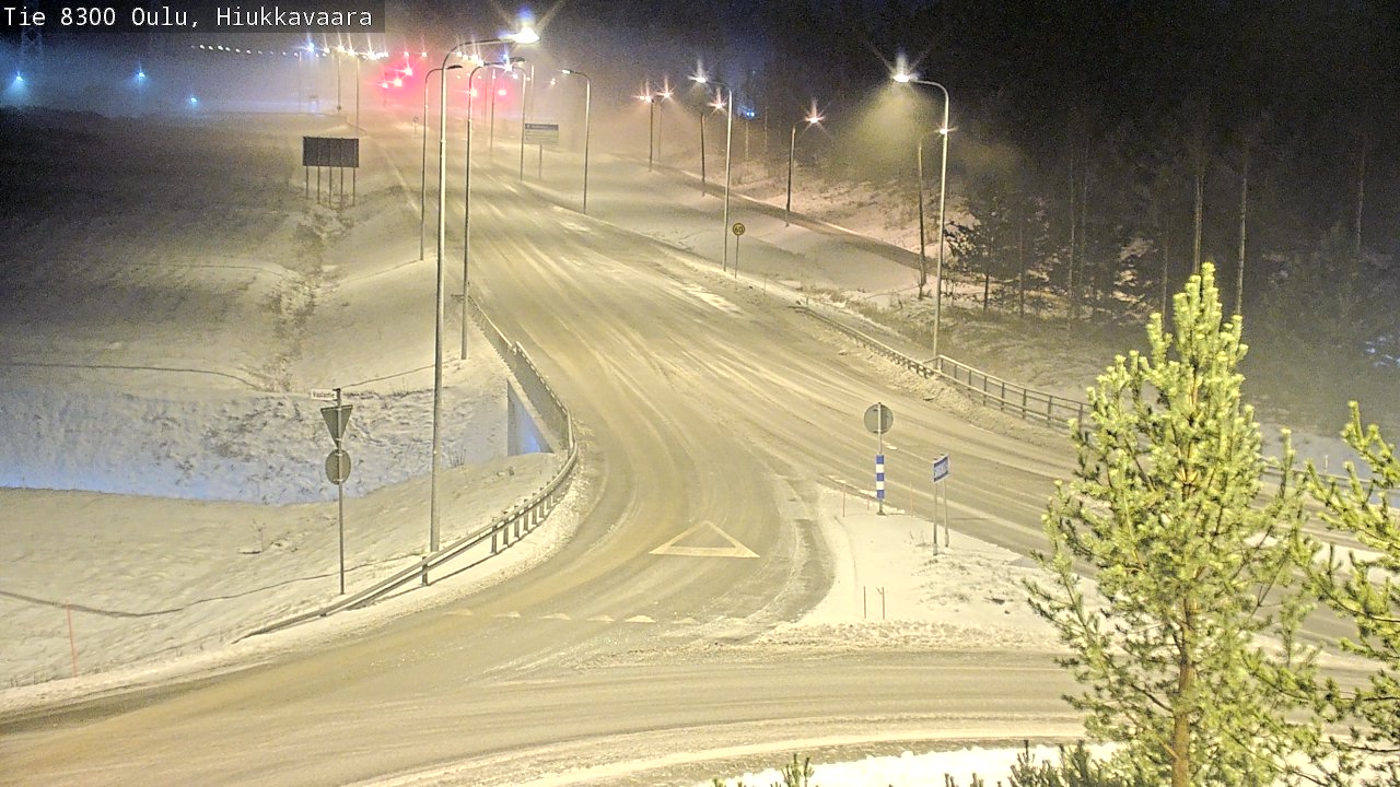 Weather Camera Image väg 8300 Oulu Hiukkavaara, Oulu, Pohjois-Pohjanmaa