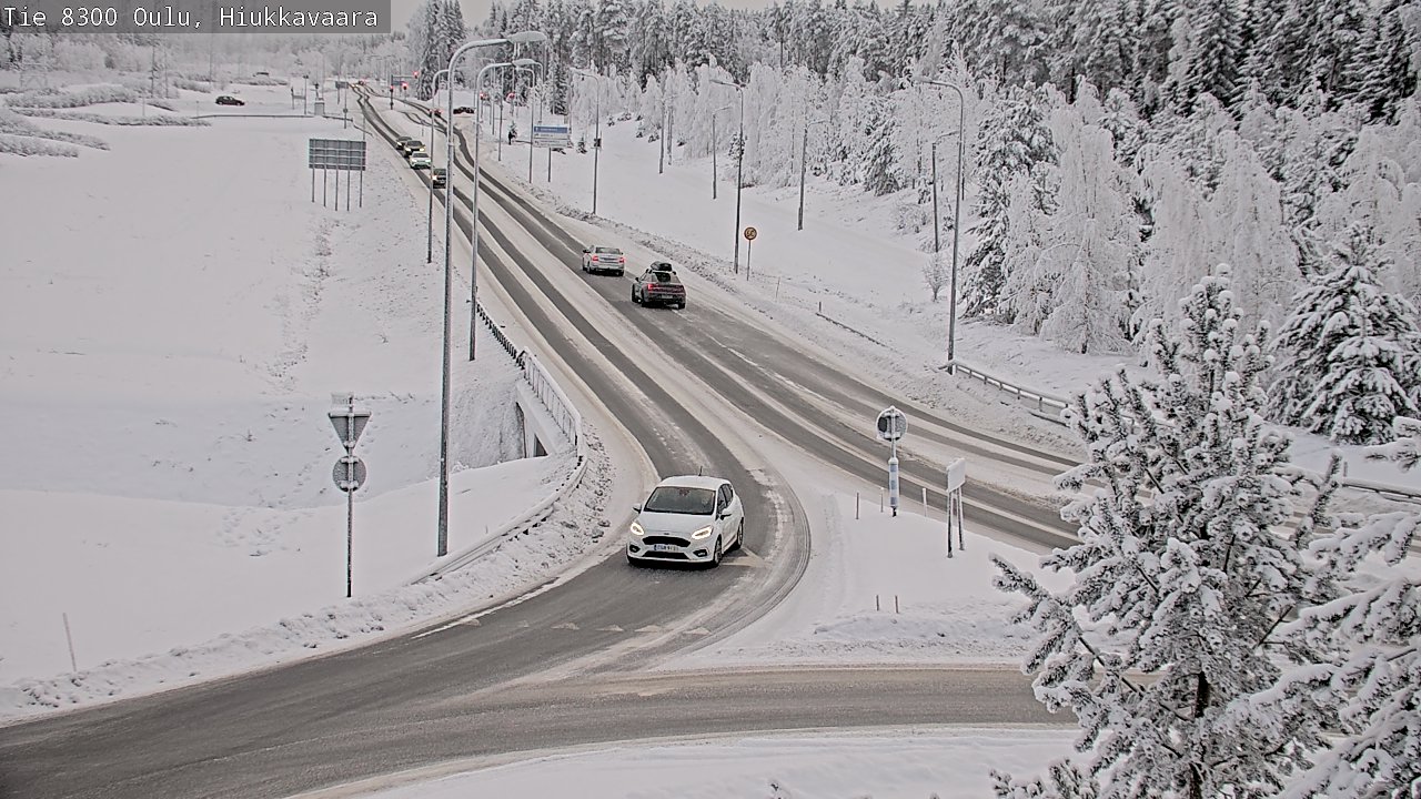 Weather Camera Image road 8300 Oulu Hiukkavaara, Oulu, Pohjois-Pohjanmaa