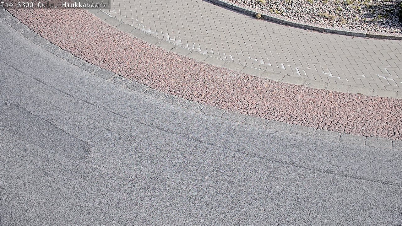 Weather Camera Image road 8300 Oulu Hiukkavaara, Oulu, Pohjois-Pohjanmaa
