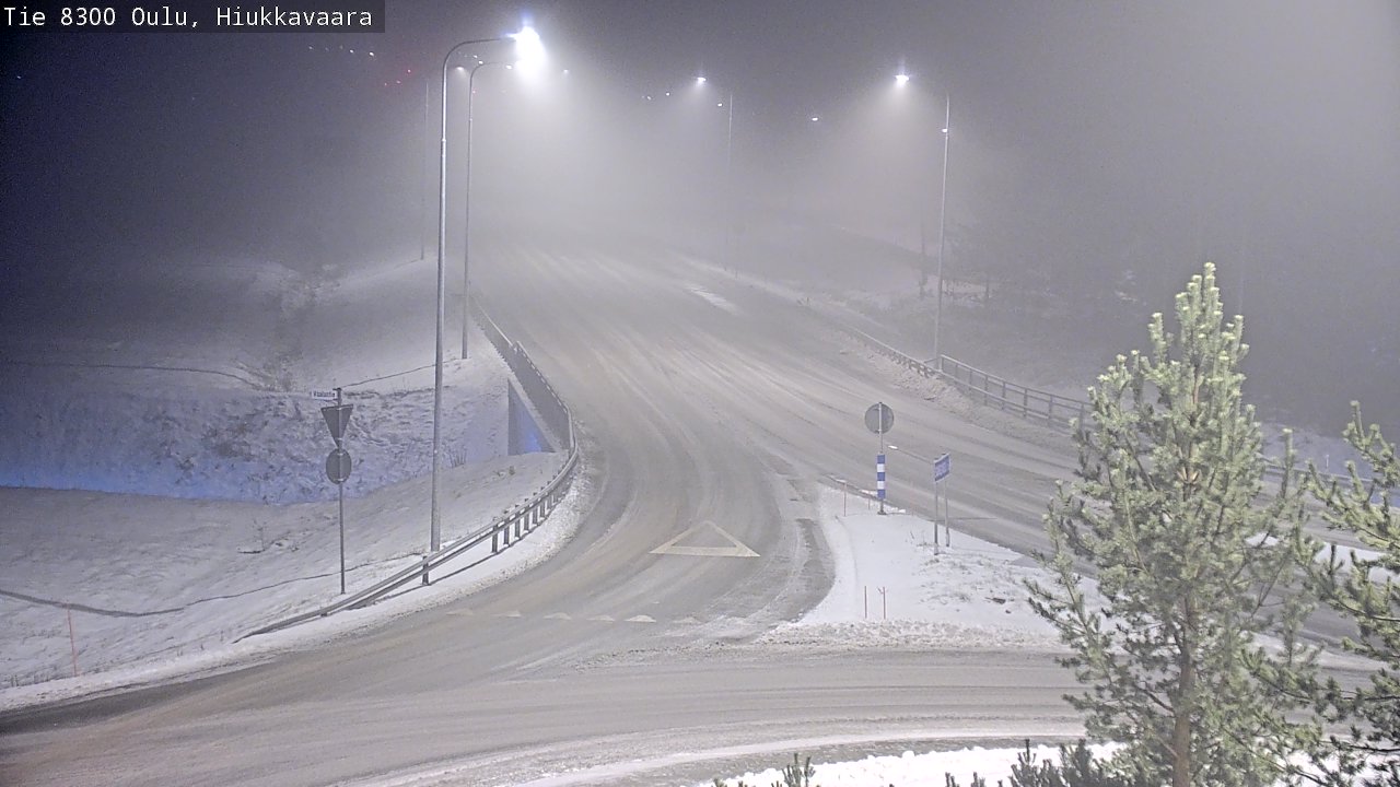 Weather Camera Image väg 8300 Oulu Hiukkavaara, Oulu, Pohjois-Pohjanmaa