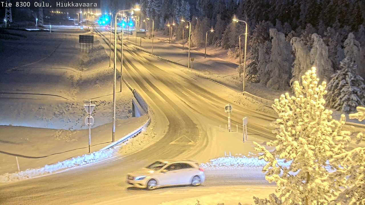 Weather Camera Image road 8300 Oulu Hiukkavaara, Oulu, Pohjois-Pohjanmaa