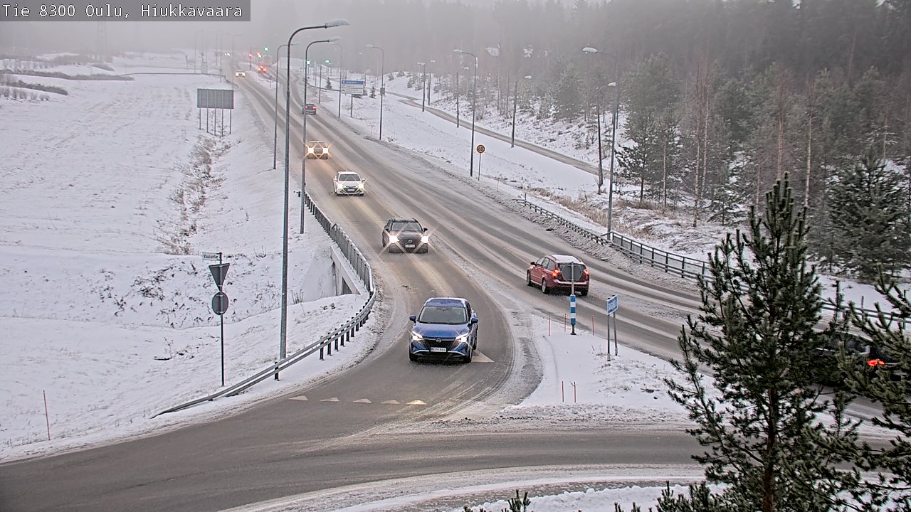 Weather Camera Image väg 8300 Oulu Hiukkavaara, Oulu, Pohjois-Pohjanmaa