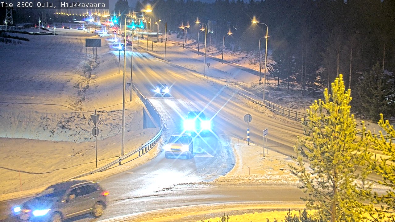 Weather Camera Image väg 8300 Oulu Hiukkavaara, Oulu, Pohjois-Pohjanmaa