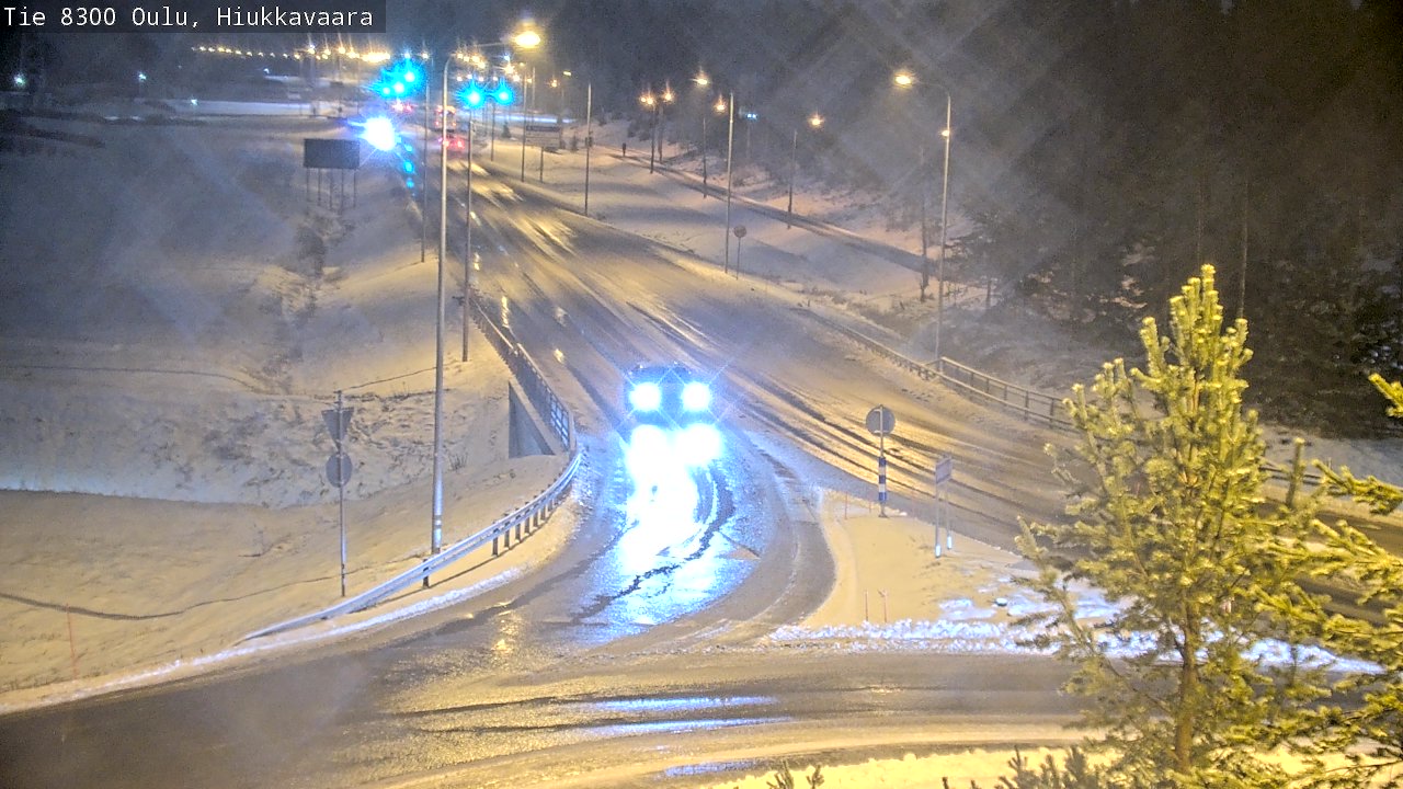 Weather Camera Image väg 8300 Oulu Hiukkavaara, Oulu, Pohjois-Pohjanmaa