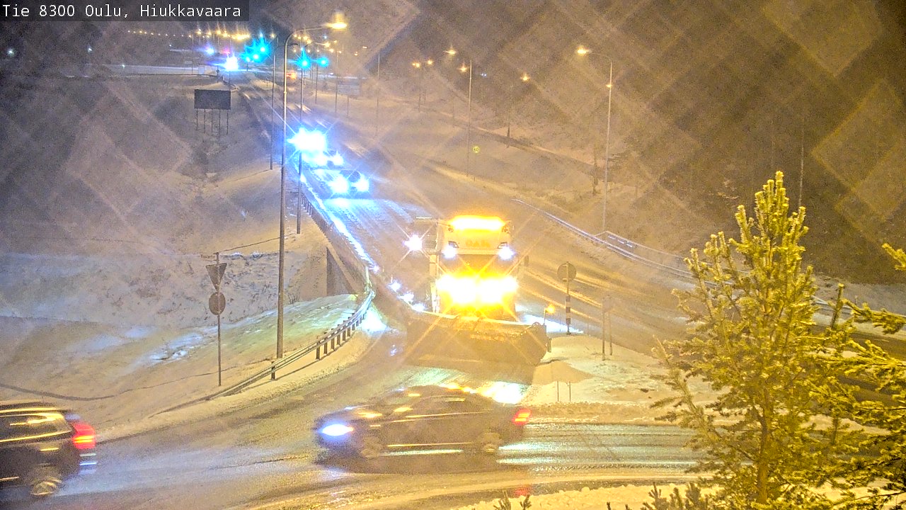 Weather Camera Image väg 8300 Oulu Hiukkavaara, Oulu, Pohjois-Pohjanmaa