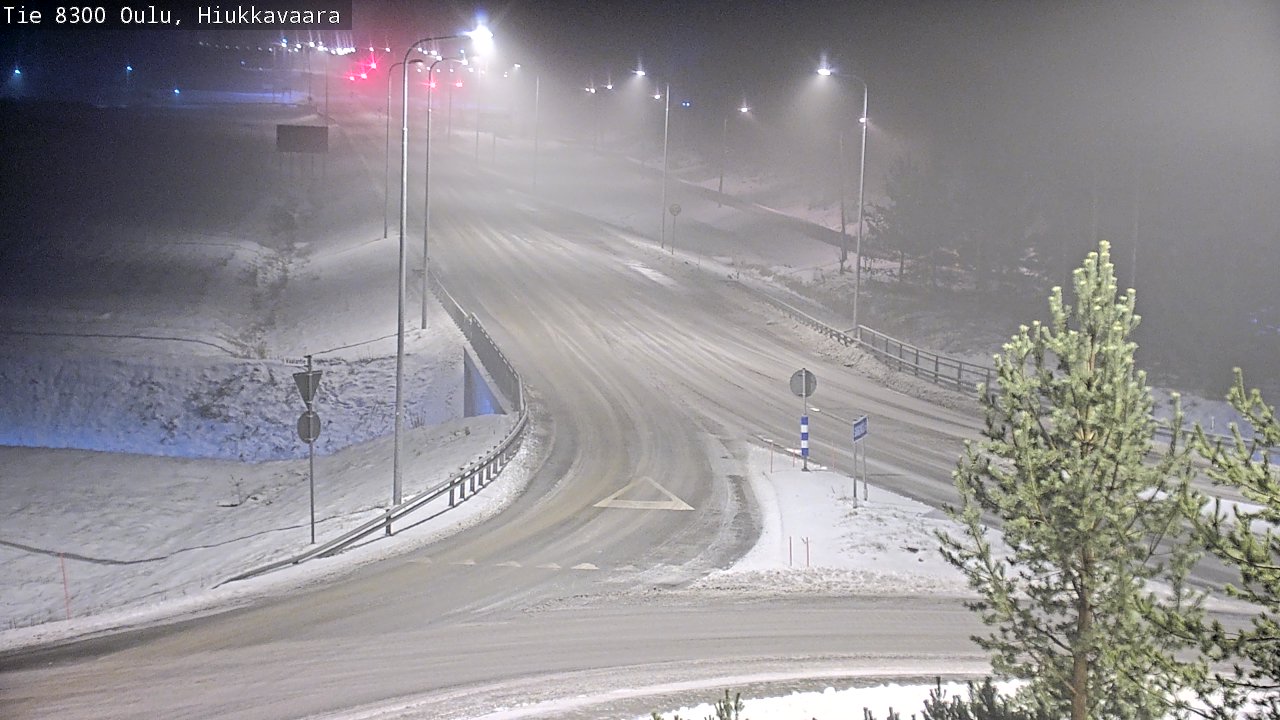 Weather Camera Image väg 8300 Oulu Hiukkavaara, Oulu, Pohjois-Pohjanmaa